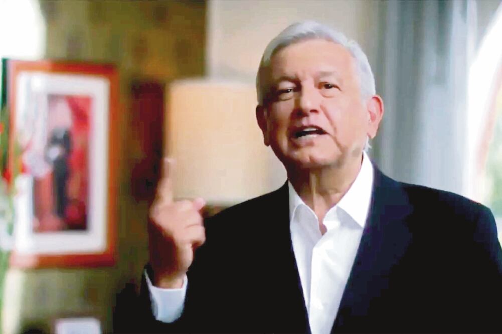 AMLO da chamba a hija del ex abogado de Hank