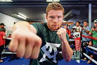 “Canelo” vs. Smith, por otro título  