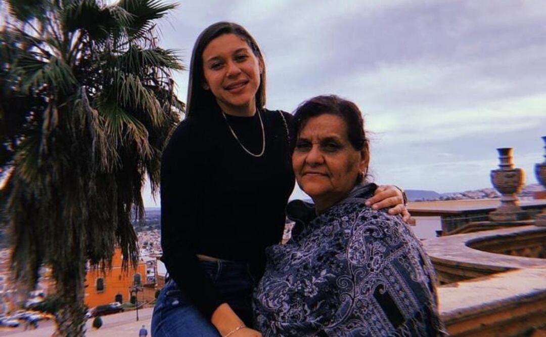 Norma y su madre. Fuente: Instagram @normapalafox_