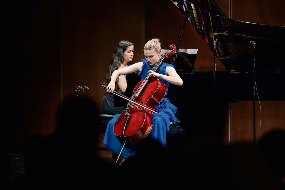 En el segundo programa sinfónico, “Grandes maestros”, y en el dedicado al natalicio de Rajmáninov, en el Festival PAAX, Kauer compartió escenario con la joven pianista mexicana María Hanneman. Foto: Quimera. Mikio Watanabe