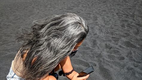 Qué pasa si te pones bicarbonato de sodio en las canas