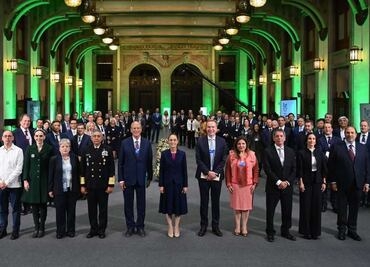 Sheinbaum se reúne con integrantes del Foro Económico Mundial; presenta Plan México ante empresarios de 17 países