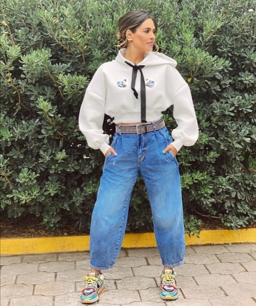 La peor vestida de la semana es… Galilea Montijo con su camisón de lentejuelas