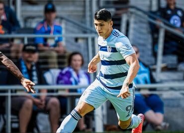 Alan Pulido será operado y no jugará por el resto del 2022