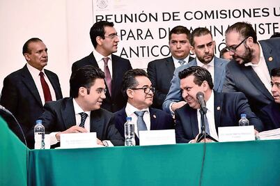 Jaloneo en Asamblea por ley anticorrupción 