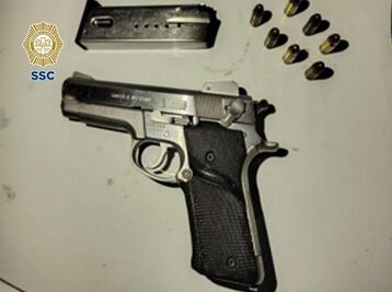 Balacera en Iztapalapa deja saldo de dos personas muertas; a través del C2 Oriente, policías detuvieron a un sospecho 