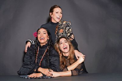  Lila Downs celebra sororidad desde la Raíz