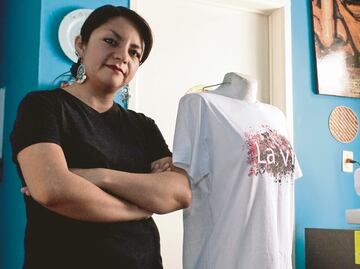Mexican designer uses recycled PET bottles to make clothes