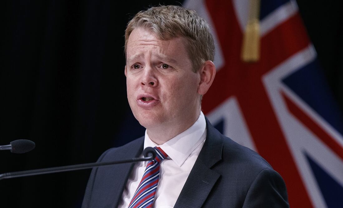 El ministro encargado de la respuesta del Covid-19 en Nueva Zelanda, Chris Hipkins, el 28 de octubre de 2021 en Wellington. Foto: AP