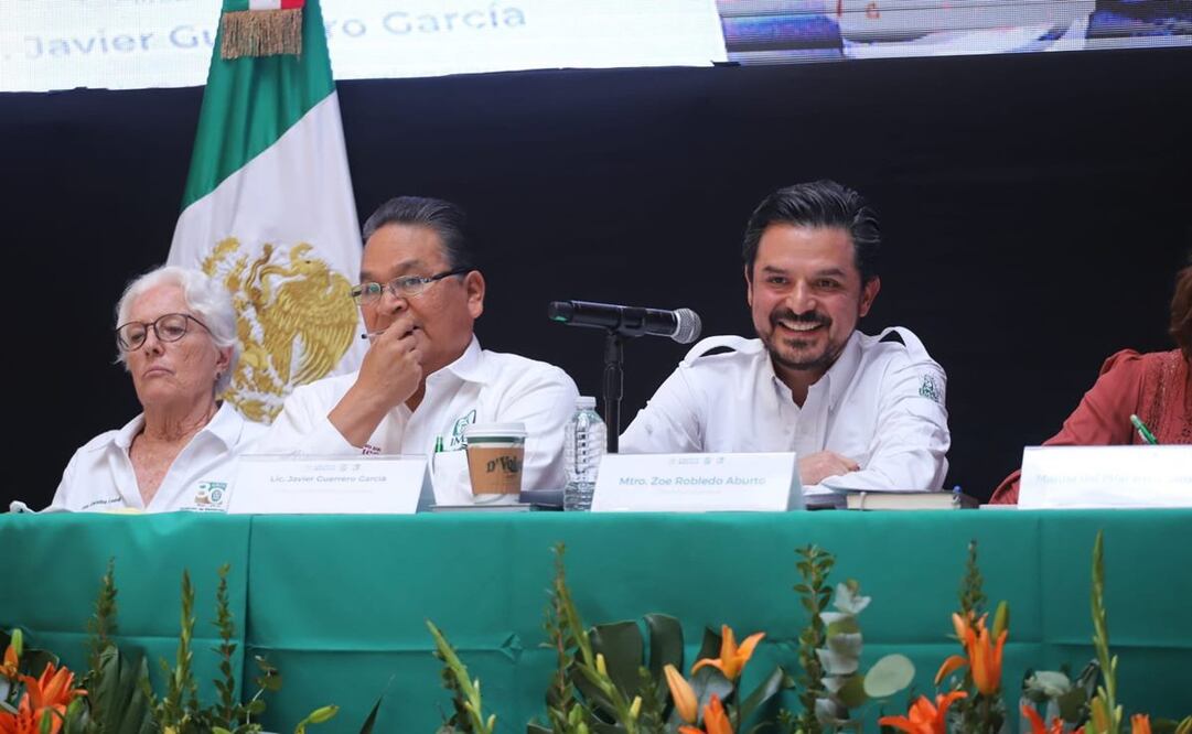 Zoé Robledo en la 5ta Reunión Regional del IMSS en Baja California. Foto: Twitter @zoerobledo