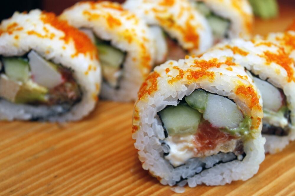 El sushi tienes sus orígenes en Japón y se ha extendido por todo el mundo en la era moderna. / fotos: Cortesía Pixabay.