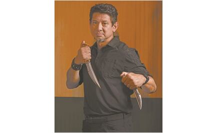 Doug Marcaida desafía, en cuarentena, a la cocina