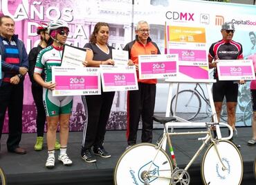 Festeja Metro 200 años de la bicicleta con boleto conmemorativo