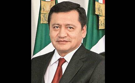 Priistas no quieren asomar la cabeza en defensa de Murillo Karam