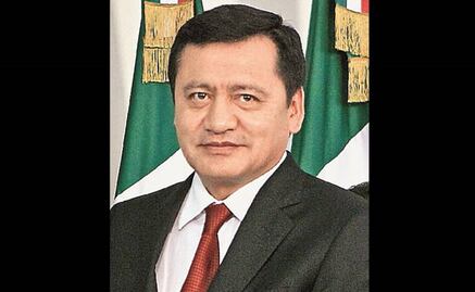 Priistas no quieren asomar la cabeza en defensa de Murillo Karam