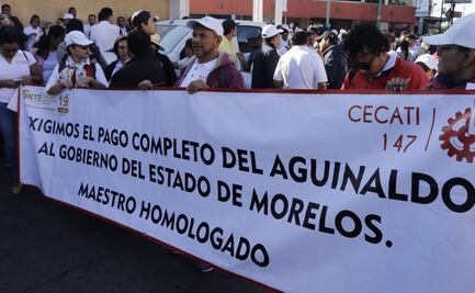 Protestan maestros de Morelos por retención del ISR en aguinaldos