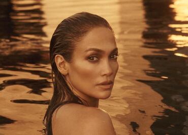 Jennifer Lopez enciende de nuevo Instagram con su look más sexy
