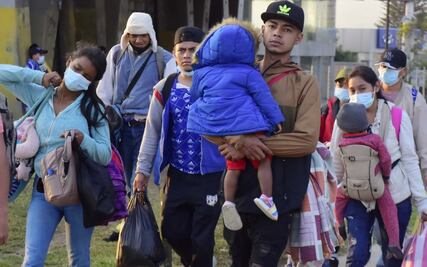 Cientos de migrantes salen de Honduras en caravana hacia EU