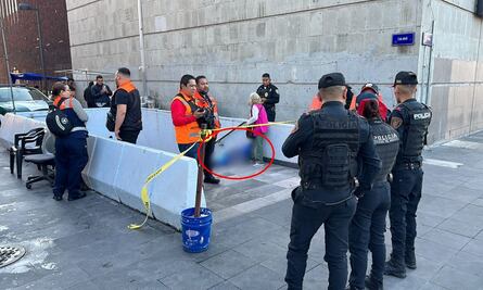 Muere hombre en acceso del Metro Bellas Artes 