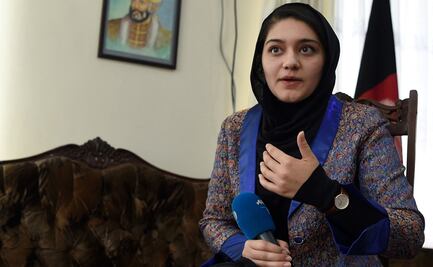 "Es el fin del mundo": afganas reaccionan al regreso de los talibanes