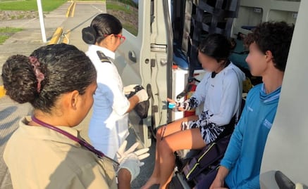 Elementos de la Marina rescatan a dos tripulantes de moto acuática a la deriva en Veracruz; incidente fue ocasionado por falla mecánica
