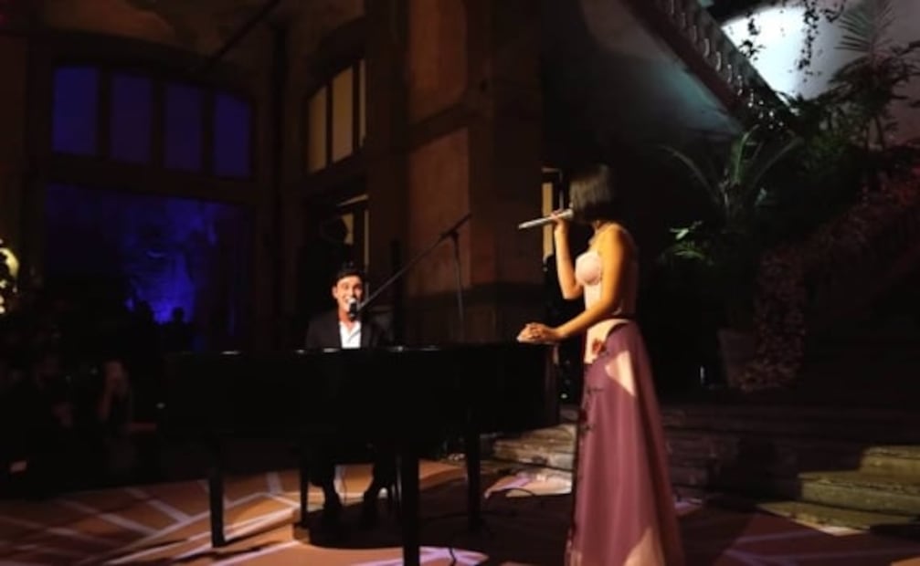 El cantante que logró sonrojar a Ángela Aguilar