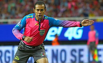 Los árbitros de la J16