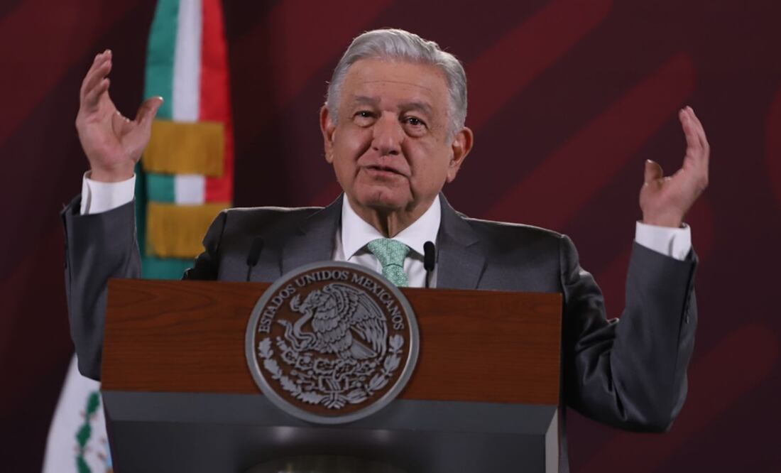 López Obrador dijo que “el aeropuerto tenía categoría 1 y ahora tiene categoría 2 y andamos buscando que nos den la categoría 1, que no sean malitos”. Foto: Berenice Fregoso
