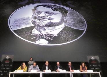 Los monstruos invaden vitrinas