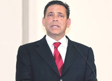 Decretan libertad del exgobernador de Tamaulipas, Eugenio Hernández, pero seguirá en prisión