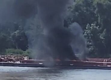 VIDEO: Helicóptero se estrella contra una embarcación en el río Mississippi; reportan al menos 2 muertos