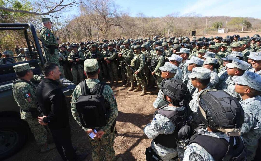 García Harfuch supervisa operativos en Sinaloa con el General Ricardo Trevilla. Foto: X @OHarfuch