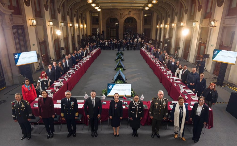Sesión del Consejo Nacional de Seguridad Pública en Palacio Nacional (10/12/2025). Foto: X (@rosaicela_)