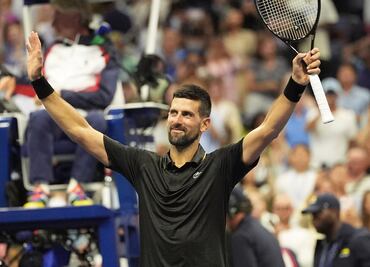 Novak Djokovic debuta con victoria en el US Open; el serbio sufrió para avanzar