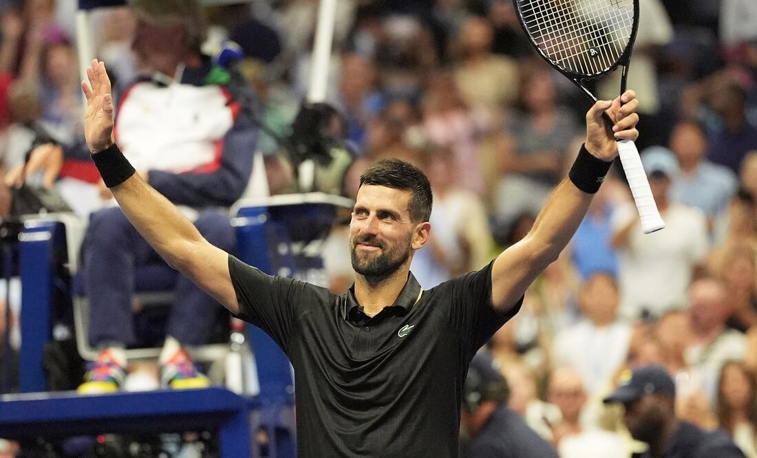 Novak Djokovic festeja en su debut del US Open / Foto: AP