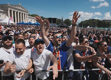 VIDEO: Aficionados del Inter de Milán y del París Saint-Germain protagonizan pelea previo a la final de la Champions League