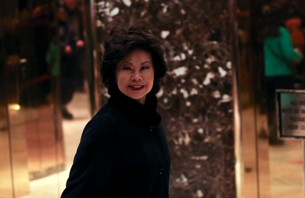 Donald Trump nombró a Elaine Chao como secretaria de Transporte (Foto: EFE)