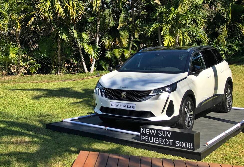 Primer contacto: Peugeot 3008 y 5008 reciben merecida actualización