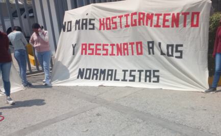 Normalistas de Mactumactzá, Chiapas realizan marcha silenciosa; exigen justicia por muerte de joven Jesús Alaín