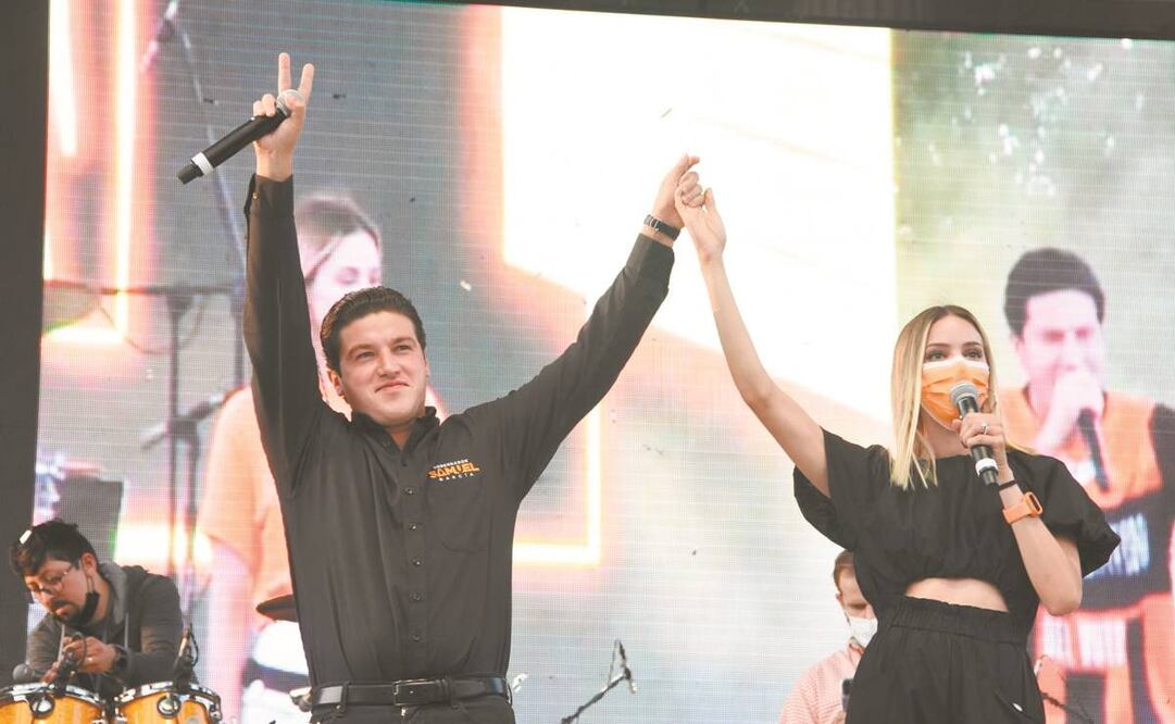 Samuel García festeja que es el virtual ganador de la elección de gobernador en Nuevo León. Foto: Emilio Vásquez. EL UNIVERSAL