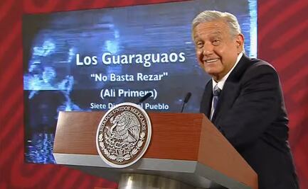 No basta rezar, pero ayuda para conseguir la paz, dice AMLO con canción de Los Guaraguao