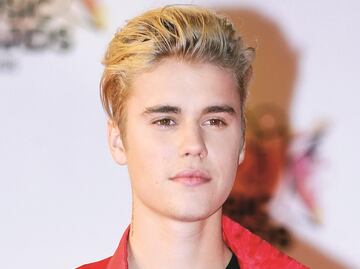Justin Bieber sorprende con cambio radical de look