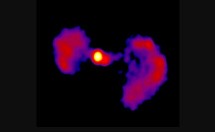 NASA explora galaxia que parece un "caza imperial" 