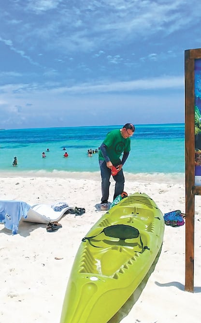 Las malas prácticas turísticas y el cambio climático están deteriorando los arrecifes, indican autoridades. Foto/ESPECIAL