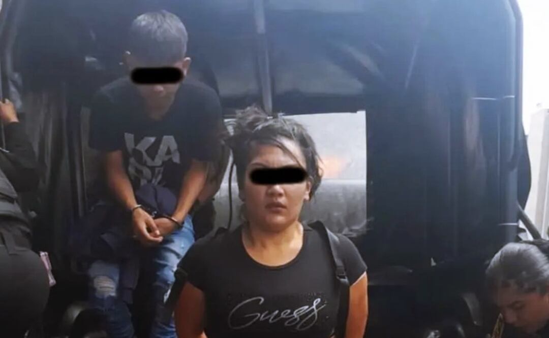 Detienen a dos personas por robo de celulares durante informe de AMLO en el Zócalo. Foto: Especial