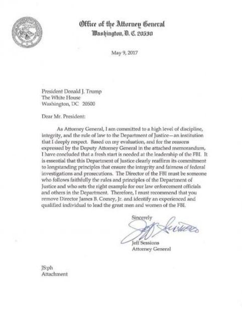 Trump despide a James Comey, director del FBI