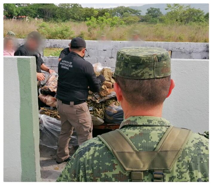 Queman más de 100 kilos de droga en Chiapas