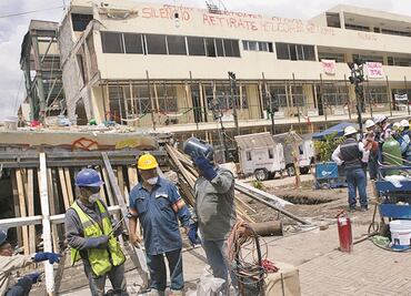 Juez multa con 8 mil 60 pesos a Miss Moni por no acatar orden