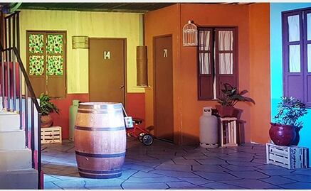 "Chanfles", la réplica exacta de la vecindad de "El Chavo del 8"