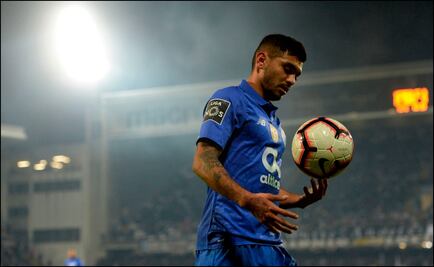 La UEFA sanciona a 'Tecatito' en la Champions League